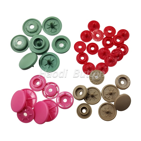 Plastic Snap Buttons