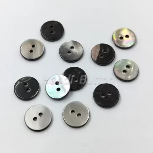 Black Mother of pearl buttons