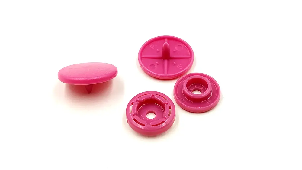 plastic snap buttons