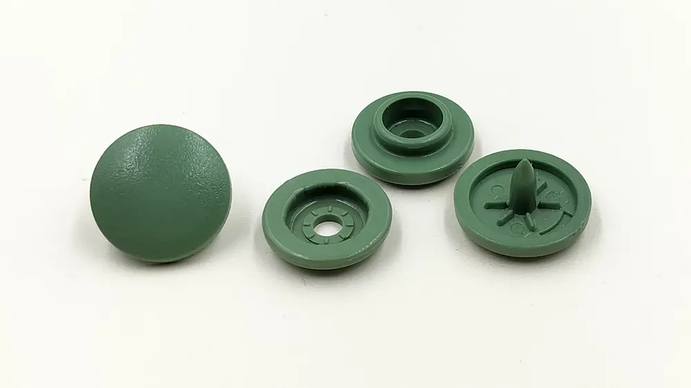 plastic snap buttons
