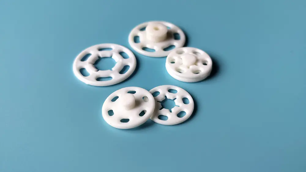 Sew-on Nylon Snap Fasteners